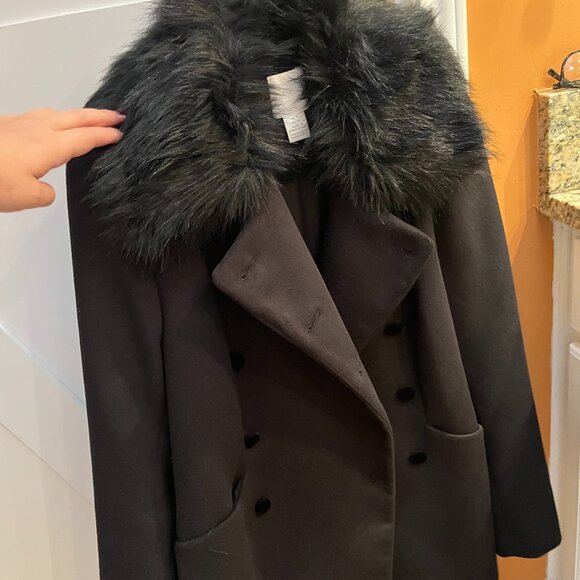 H&M Black Fur Cropped Coat Size 10 - Picture 1 of 5